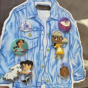 Disney Pin set